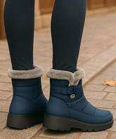 Comprar bota feminina térmica forrada impermeável com pelúcia interna e solado antiderrapante para inverno, chuva e conforto no frio em promoção VIZZANO